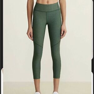 Outdoor Voices Hunter Green 3/4 Length Warm-up Leggings